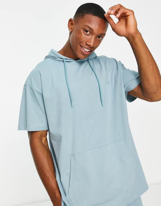 Threadbare – Valance – Ankäggsblått mysset med shorts och huvtröja