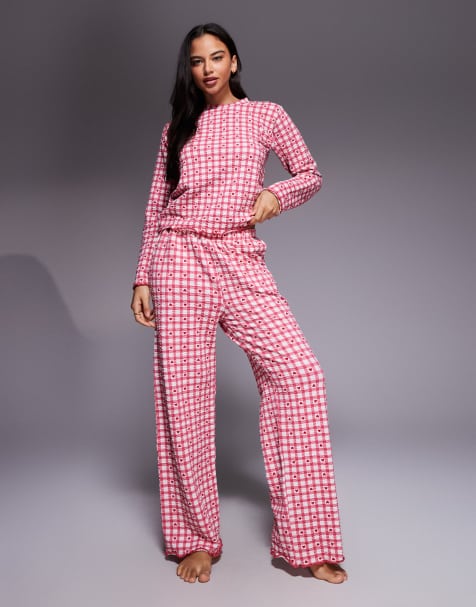 Threadbare - Valentinsdag - Rødt/hvidt pyjamassæt med gingham-tern og hjerteprint i bomuldsblanding - view 1