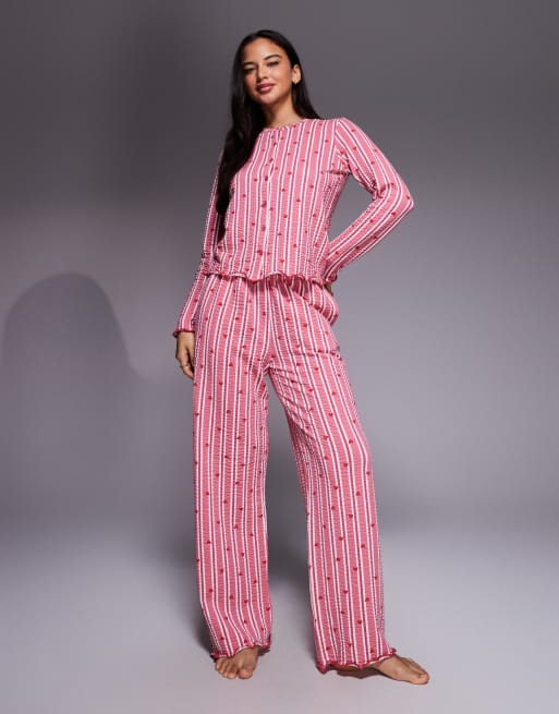 Threadbare – Valentinstag – Pyjama aus Baumwollmix in Rosa und Rot mit Streifen und Herzchen, bestehend aus Hemd mit Knopfleiste und Hose