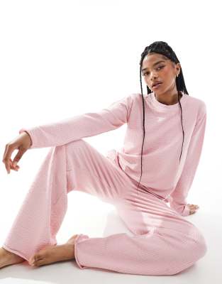 Threadbare - Weiches Loungewear-Set in Hellrosa mit langärmligem Oberteil