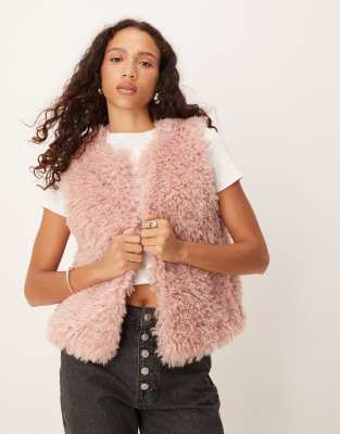 Threadbare - Weste aus Lammfellimitat in Rosa