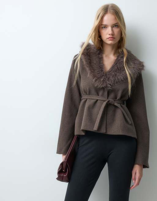 Threadbare wollook jack met ceintuur en faux-fur kraag in donkerbruin, 5 van 5