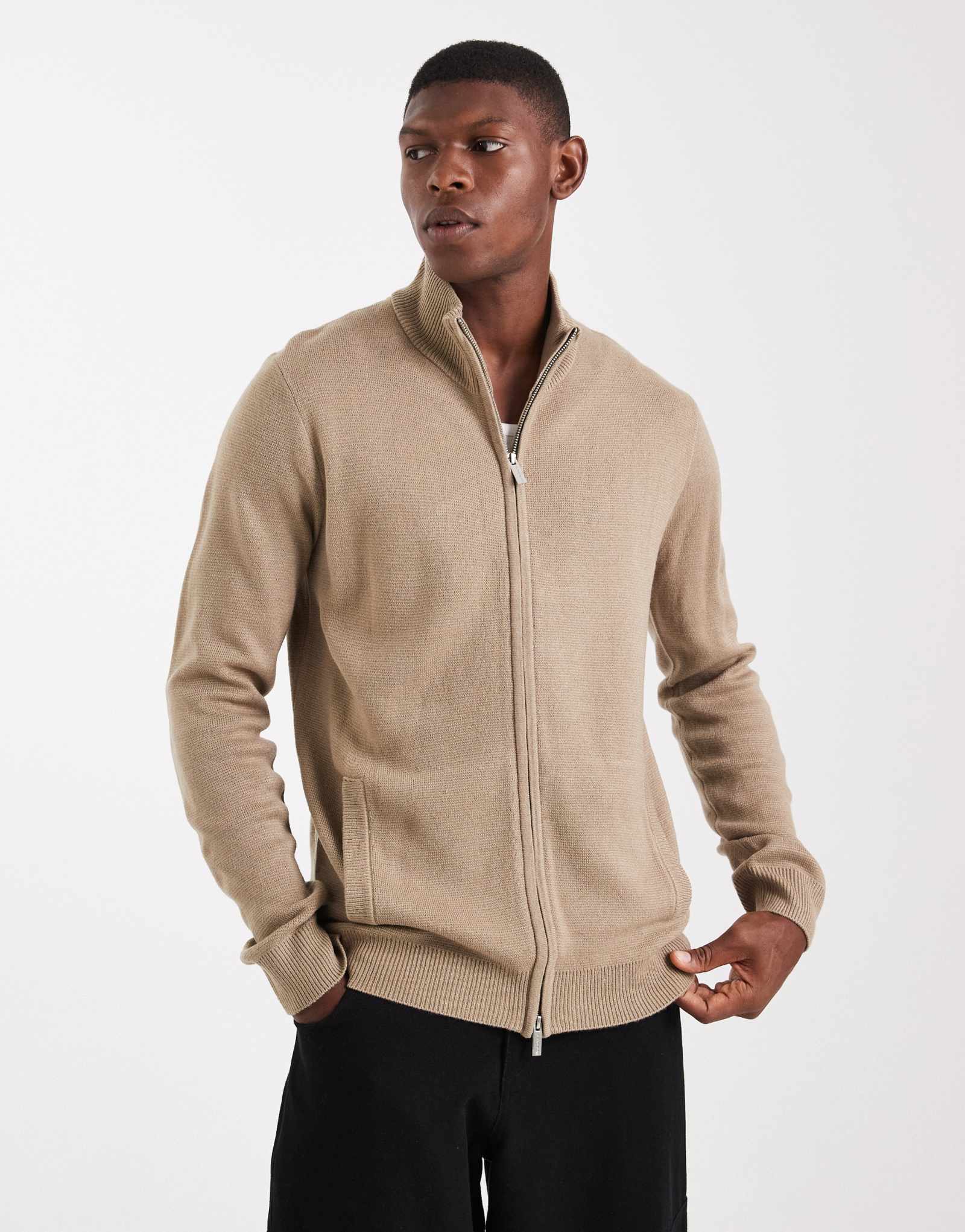 Поношенный кардиган на молнии из овса