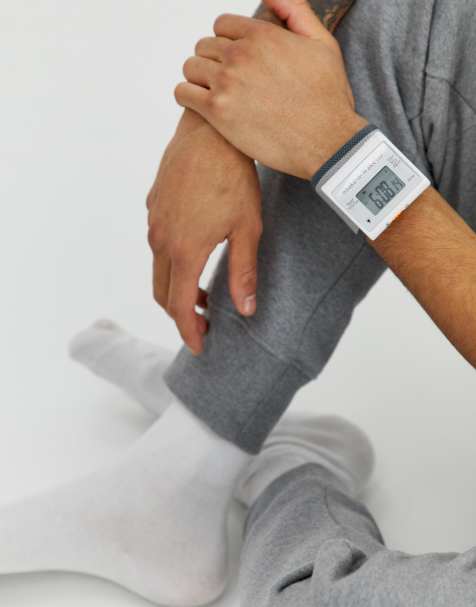 Thumbs Up shake 'n' wake alarm clock