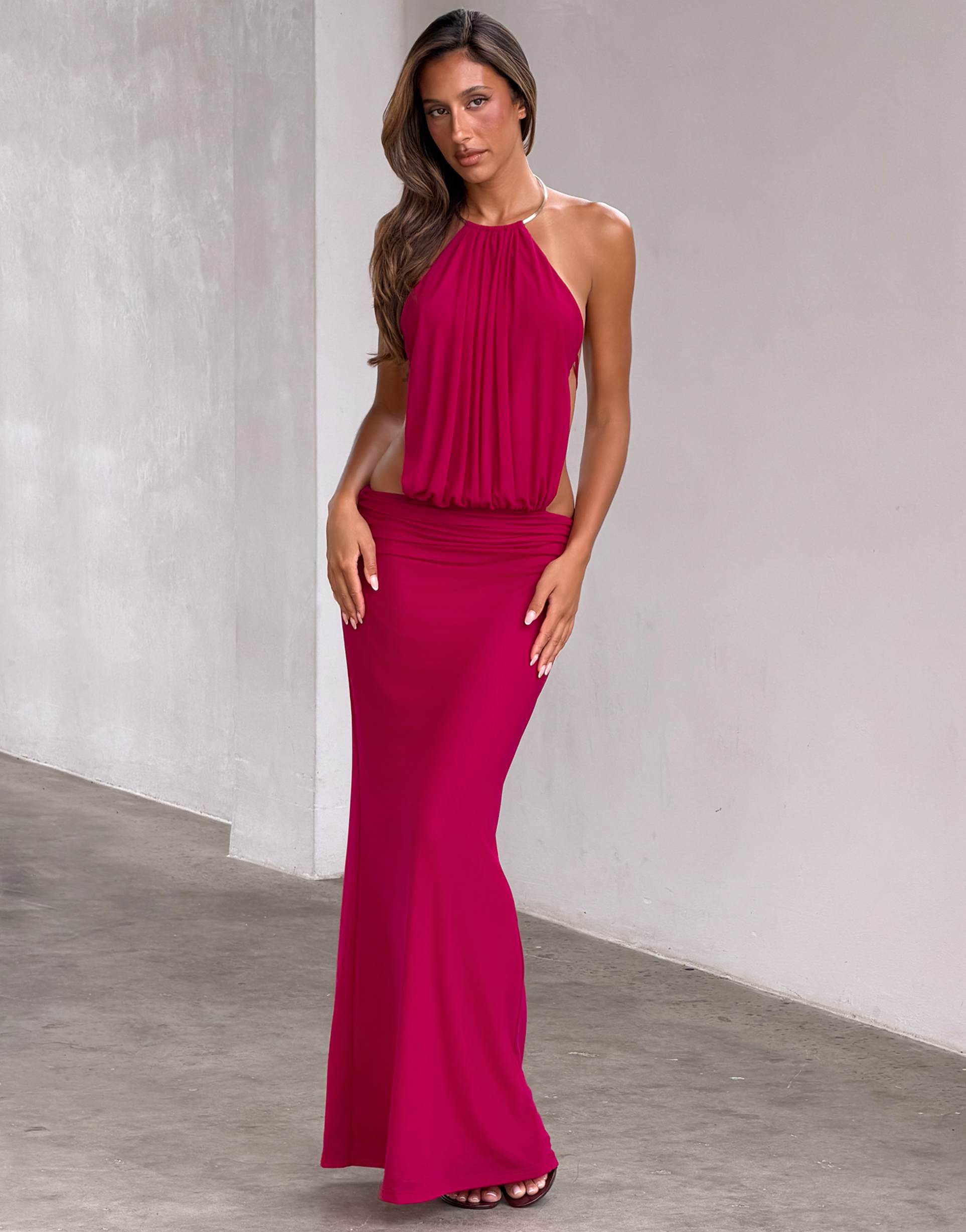 tiger mist evanna choker halterneck open tie back maxi dress in berry