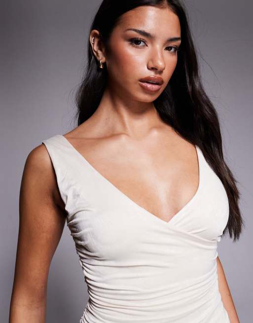Tiger Mist Nura wrap front ruched side low back top in cream, 3 of 4