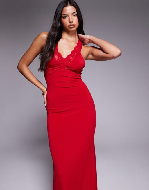 Tiger Mist – Seraphine – Anschmiegsames Maxikleid in Rot mit überkreuztem Spitzen-Einsatz, 4 von 4