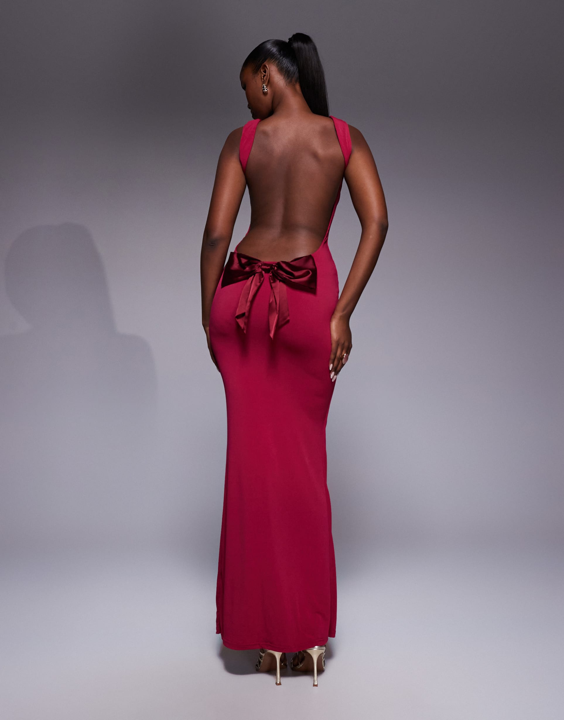 tiger mist zita square neck open scoop back satin bow detail maxi dress in berry red