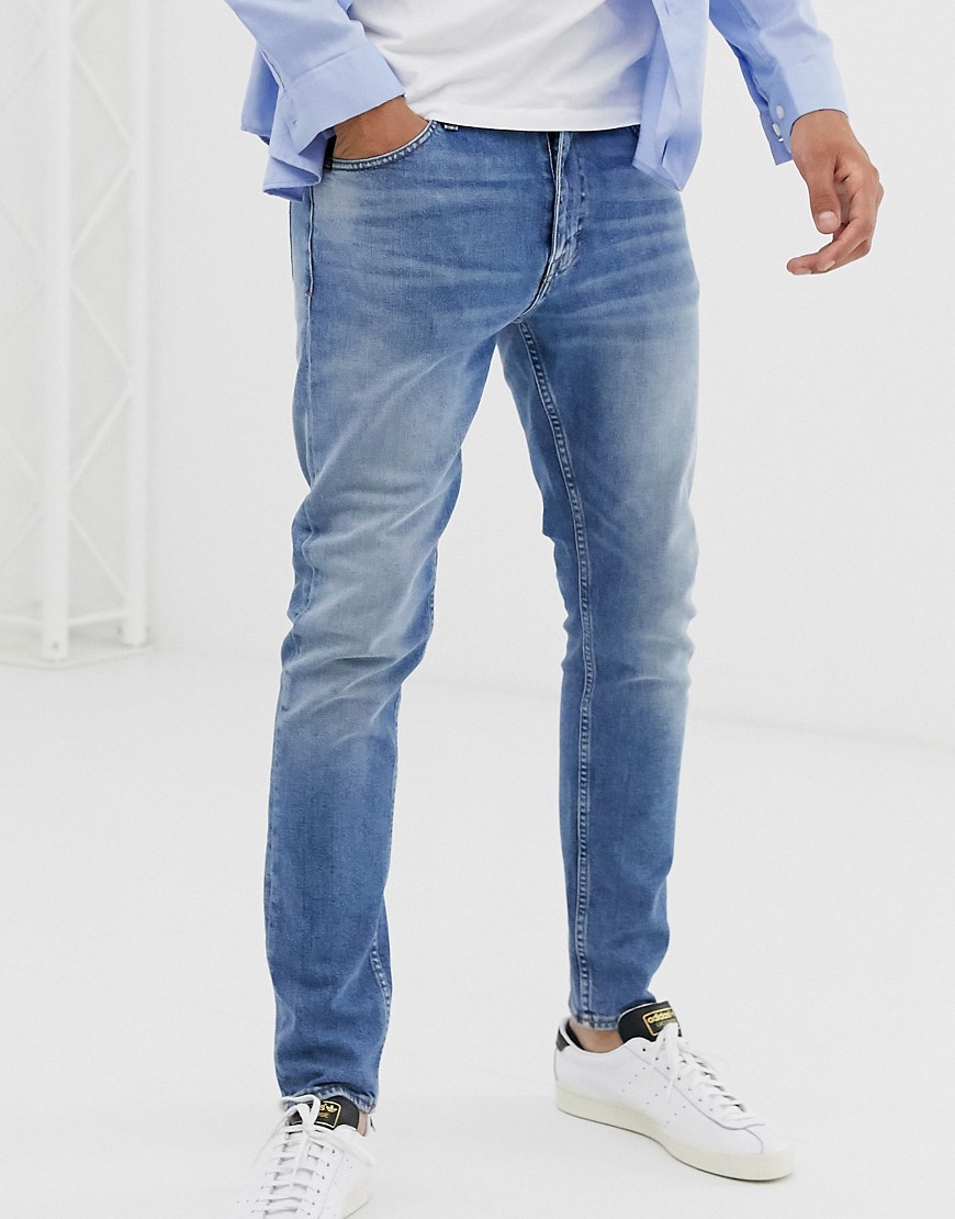 Tiger Of Sweden Jeans – Evolve – Ljusa slim jeans med avsmalnande ben-Blå
