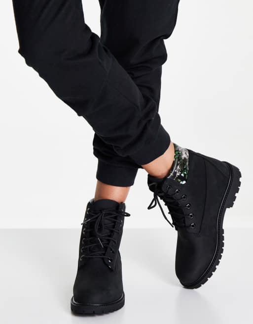 Timberland boots with flowers top