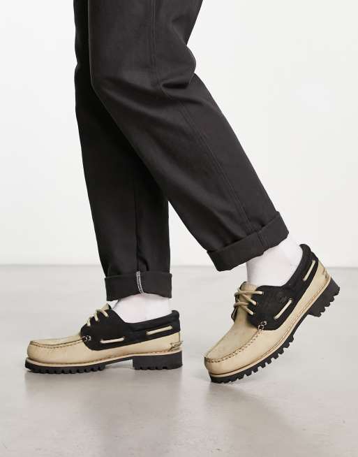 Timberland - Authentics - Klassieke bootschoenen met 3 oogjes in lichtbruin nubuckleer