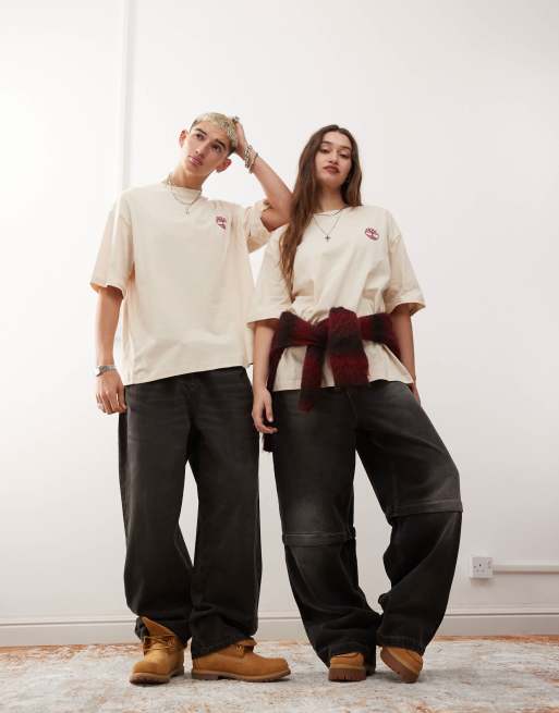 Timberland – Beige t-shirt i oversize med logga i arbetsstil - endast hos ASOS, 3 av 4