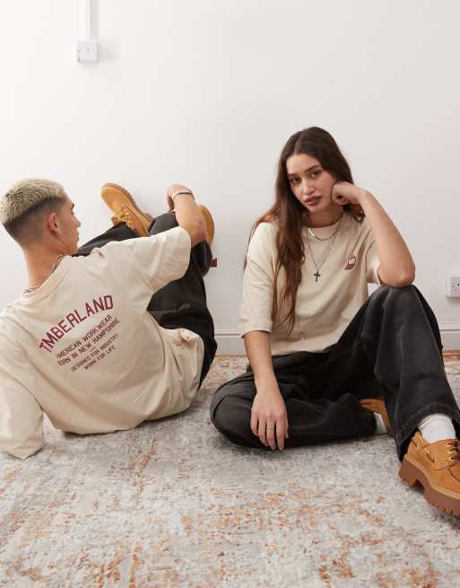 Timberland – Beżowy T-shirt oversize z logo w roboczym stylu – tylko w ASOS
