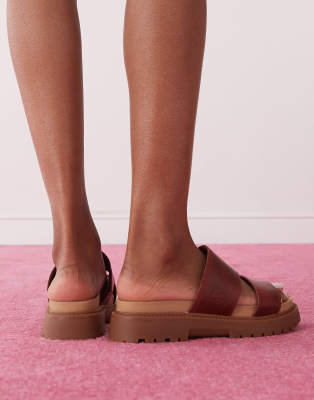 Timberland Clairemont Way Womens Leather Sliders In Brown