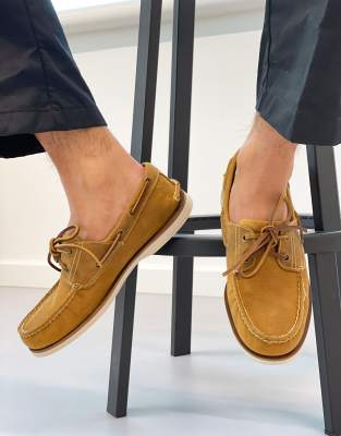 classic timberland boat shoes