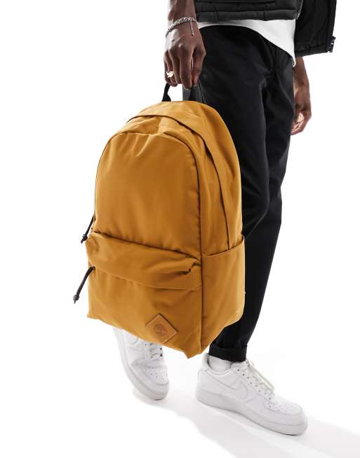 Timberland – Core – Żółto-brązowy plecak z logo o pojemności 22 l