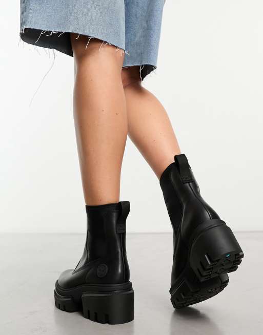 Timberland Everleigh chelsea boots in black full grain leather, 3 of 4