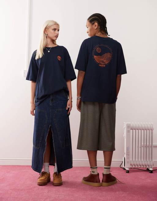 Timberland – Granatowy T-shirt oversize z grafiką z górami – tylko w ASOS