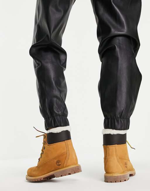 Timberland – Hochwertige Stiefel in Weizenbraun mit LAmmfellimitat, 6 Zoll, 3 von 4