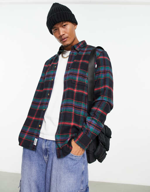 Timberland - Kraftig flonelskjorte i grøn/sort plaid