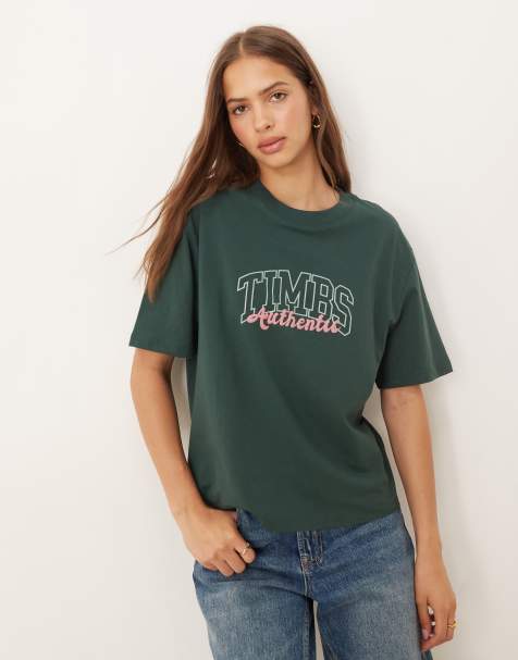 Timberland – Kurzärmliges T-Shirt in Giebelgrün mit College-Print - view 1