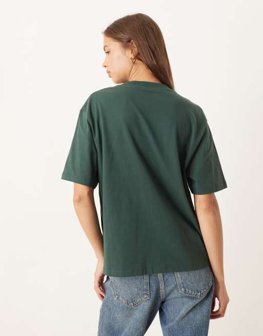 Timberland – Kurzärmliges T-Shirt in Giebelgrün mit College-Print, 4 von 4