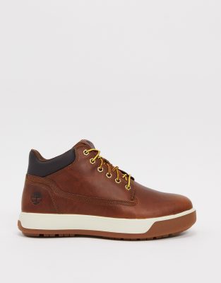 leather tenmile chukka boots in brown