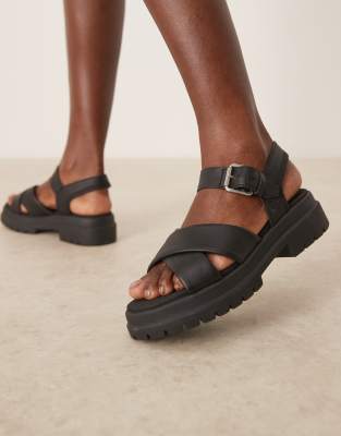 Timberland london vibe cross strap sandals in black full grain leather