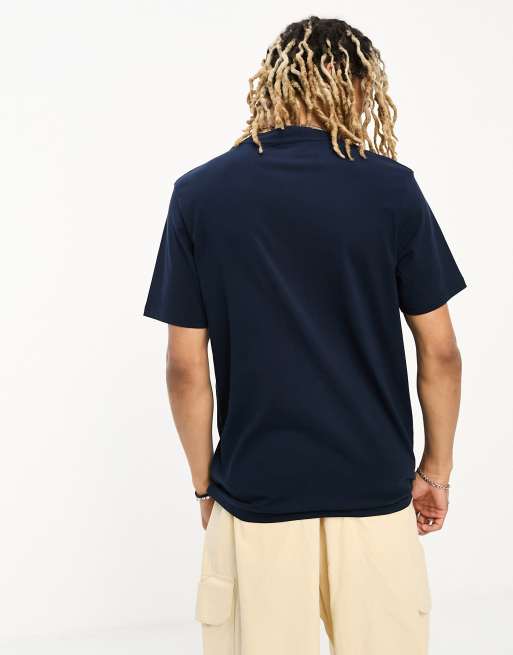 Timberland – Marinblå t-shirt med logga formad som känga, 4 av 4