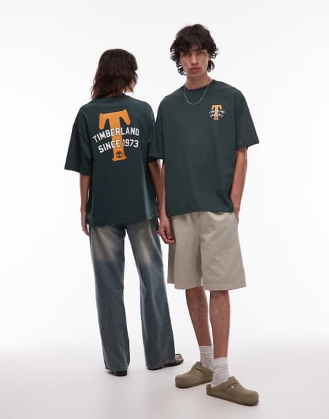 Timberland – Mörkgrön t-shirt i oversize med stort T-tryck baktill - view 1