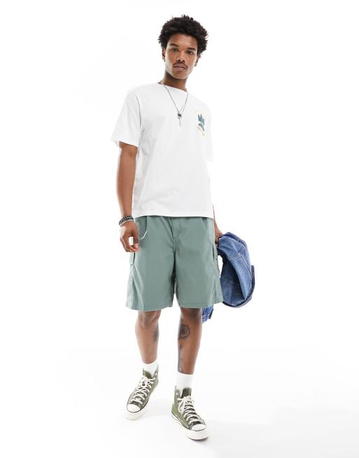 Timberland mountain landscape back print oversized t-shirt in white, 3 of 4