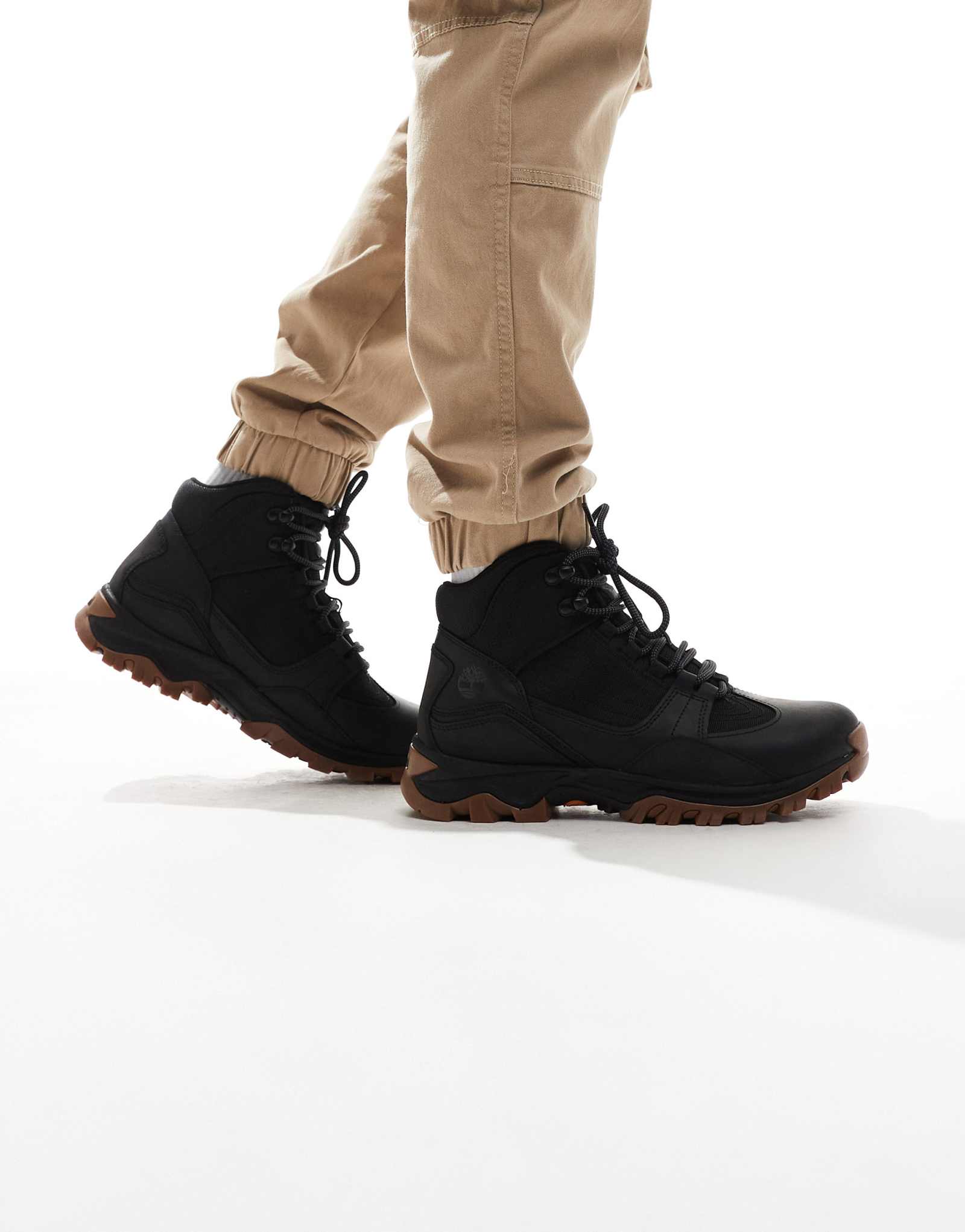 Походные ботинки Timberland Mt. Maddsen f/l среднего размера на шнуровке черного цвета