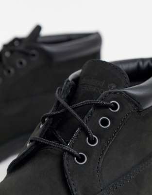 timberland newman chukka boots in black