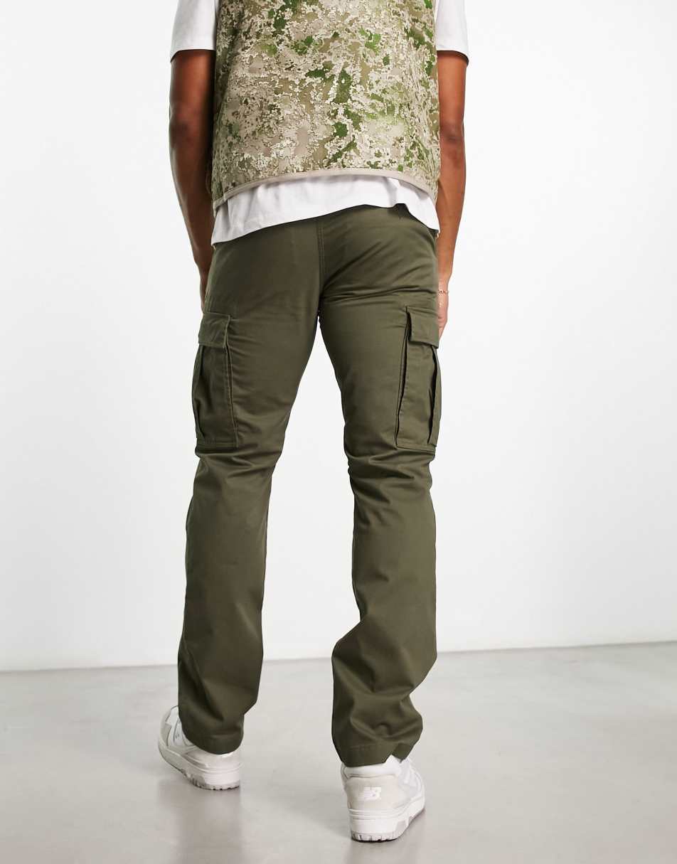 Timberland Outdoor Heritage cargo trousers in dark green 0
