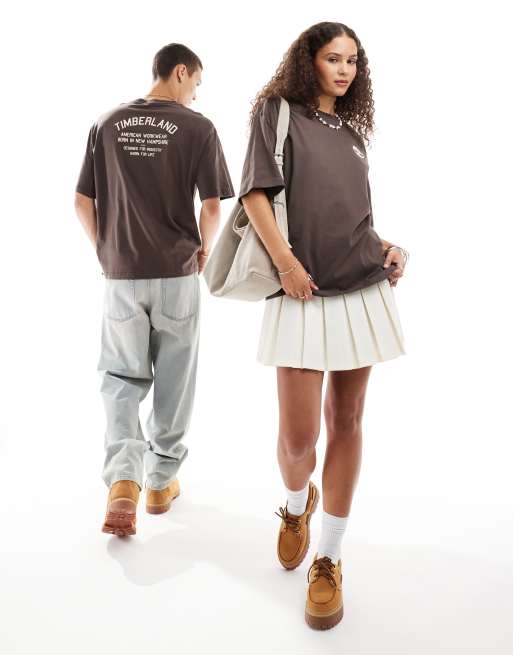 Timberland – Oversize-T-Shirt in Braun mit Workwear-Logo, exklusiv bei ASOS, 2 von 4
