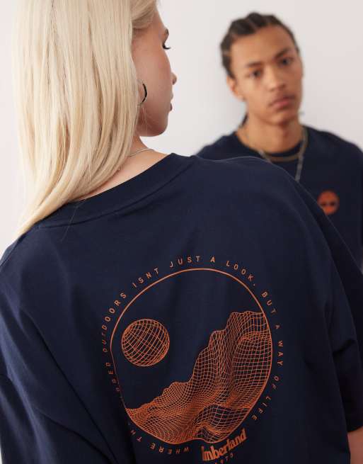 Timberland - Oversized marineblå T-shirt med bjergprint med linjer - Kun hos ASOS, 2 af 4