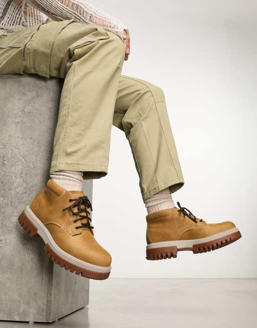 Timberland Scarponcini chukka premium in pelle pieno fiore color grano ASOS