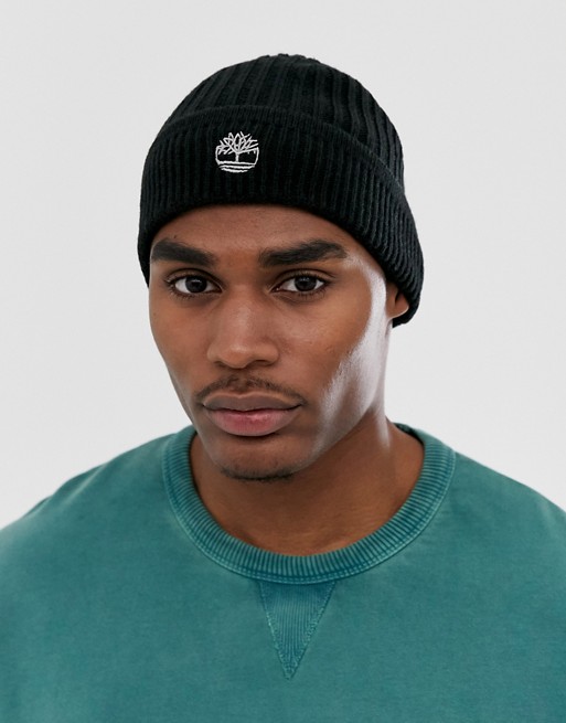 Timberland small logo ribbed beanie in black