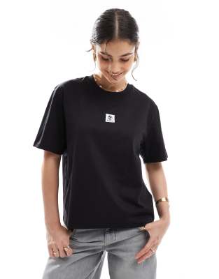 Timberland - Stack - Kurzärmliges T-Shirt in Schwarz mit Logo