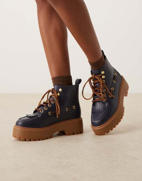 Timberland Stone Street 7 Eye platform boots in navy leather - view 1