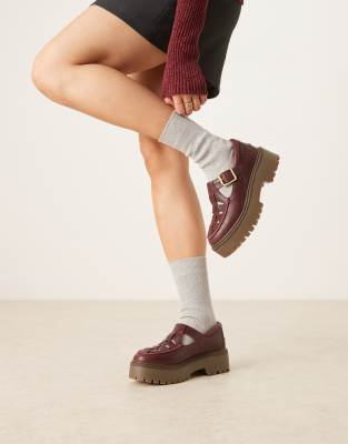 Timberland - Stone Street - Mary-Jane-Schuhe in Burgunderrot aus Leder mit Plateausohle