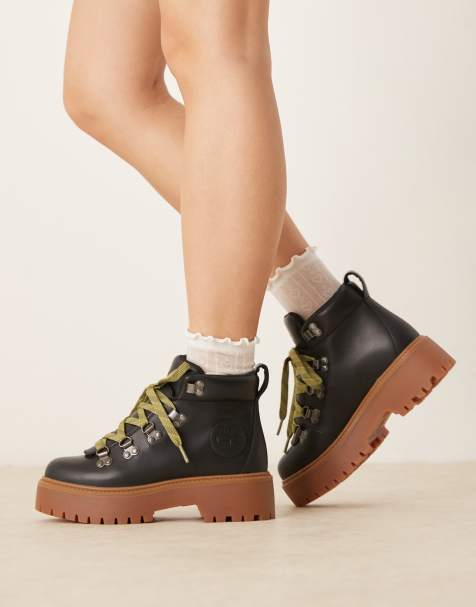 Timberland – Stone Street – Mittelhohe Schnürstiefel aus schwarzem Leder mit erhöhten Sohlen - view 1