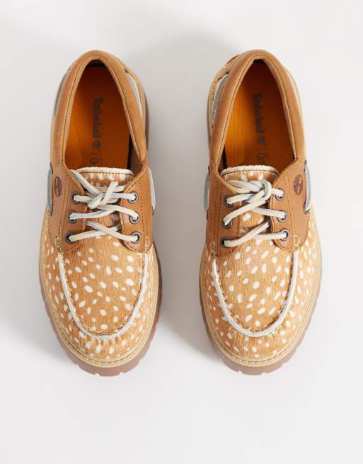 Timberland Stone Street platform 3 eye boat shoes in mid brown full grain, 2 of 4