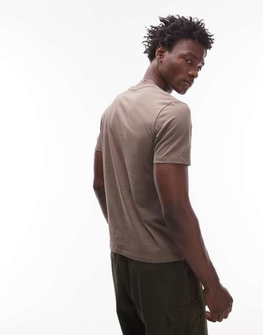 Timberland - T-shirt à petite inscription logo sur la poitrine - Marron, 4 de 4
