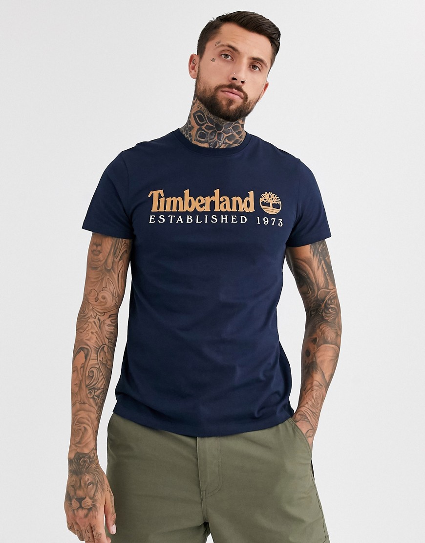 Timberland - T-shirt blu navy con logo heritage sul petto