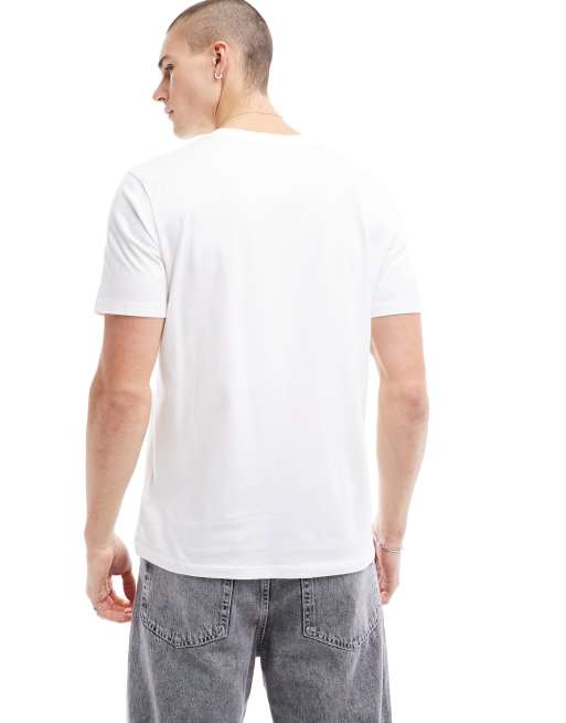 Timberland – T-Shirt in Weiß mit kleinem Logo-Schriftzug, 4 von 4