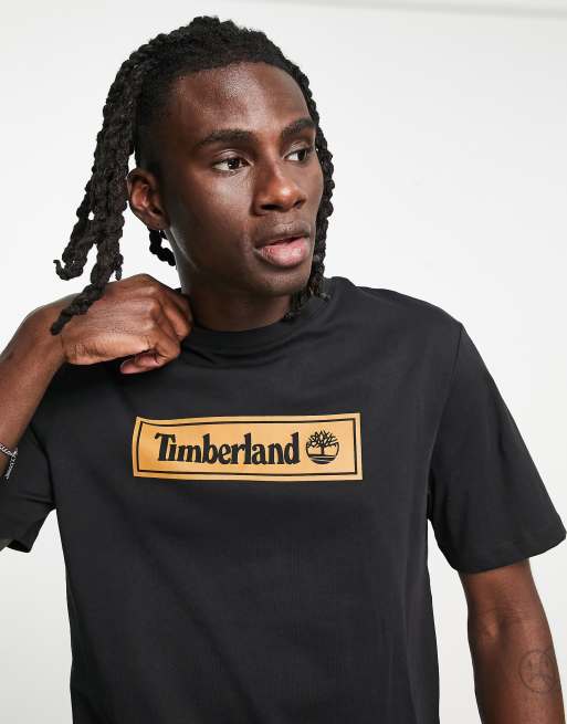 Timberland - T-shirt met lineaire logoprint in zwart 