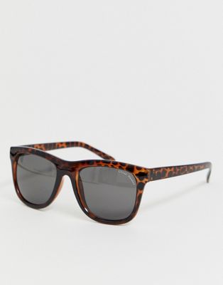 Timeless firkantede solbriller i brun horn fra Cheap Monday
