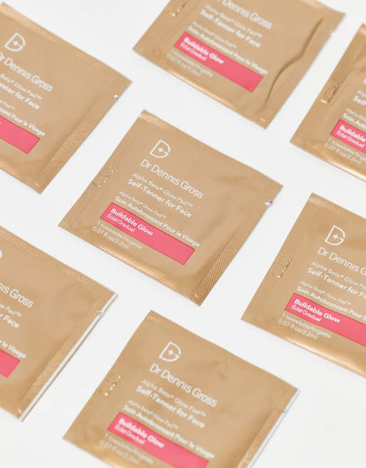 Toallitas autobronceadoras para el rostro Alpha Beta Glow de Dr Dennis Gross, 3 de 4