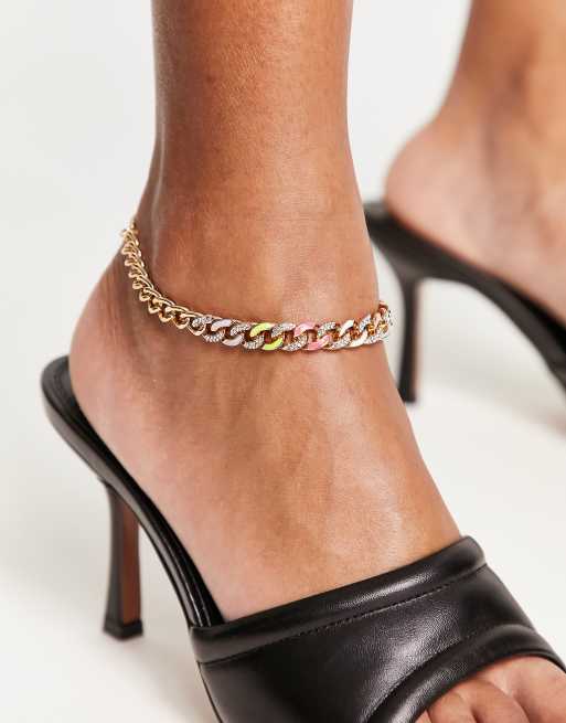 Tobillera dorada multicolor estilo cadena con detalles brillantes de ALDO